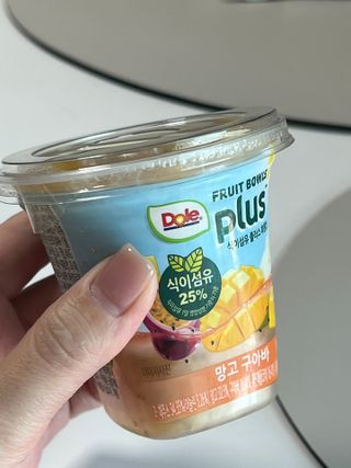 돌 Dole 식이섬유 플러스 후룻컵 198g 6입 X 2박스 — 4.5점을 준 리뷰어가 2022년 10월 올린 사용 사진