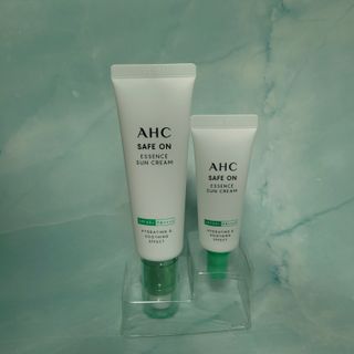 [AHC] 세이프온 에센스 선크림 올리브영 스페셜 증정 기획세트 — 5점을 준 리뷰어가 2022년 6월 올린 사용 사진