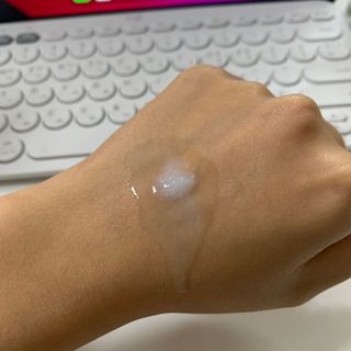 제주인디 폴리 인디고 모이스트 젤 크림 (이너보틀 에디션) — 5점을 준 리뷰어가 2023년 4월 올린 사용 사진