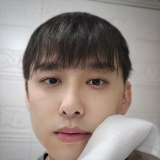 랑벨 내츄럴 딥 클렌징 오일 200ml (저자극 약산성 천연 클렌징) — 5점을 준 리뷰어가 2022년 10월 올린 사용 사진