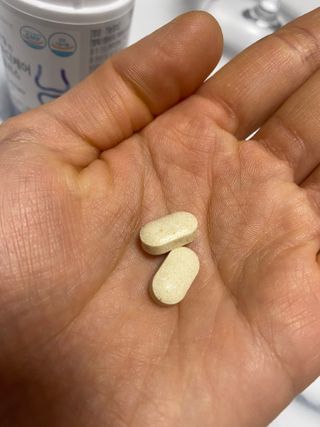 프리마인 평생 써야하는 관절의 건강을 위한 완벽설계 솔루션 관절n마디케어 플러스 120정 — 5점을 준 리뷰어가 2021년 10월 올린 사용 사진
