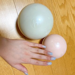 트라택 쿠셔닝 웨이트볼 0.5kg + 1kg SET — 5점을 준 리뷰어가 2022년 6월 올린 사용 사진