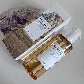 스킨1004 [SKIN1004] 마다가스카르 센텔라 라이트 클렌징 오일 200ml — 5점을 준 리뷰어가 2024년 7월 올린 사용 사진