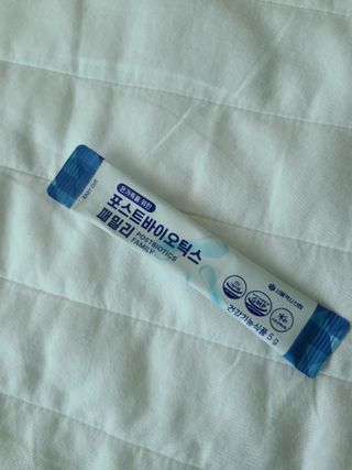 서울약사신협_포스트바이오틱스패밀리_5g x 100포 — 5점을 준 리뷰어가 2021년 3월 올린 사용 사진