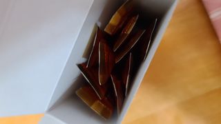 힘내라김홍삼 하루홍삼정스틱 10g x 10포 — 3점을 준 리뷰어가 2021년 3월 올린 사용 사진