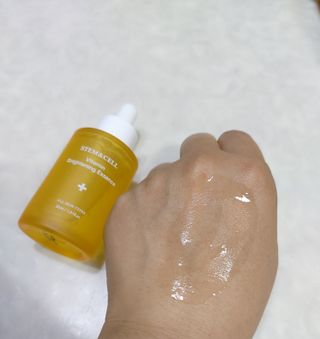 체르엠 스템앤셀 비타민 브라이트닝 에센스 30ml 1개 — 5점을 준 리뷰어가 2022년 3월 올린 사용 사진