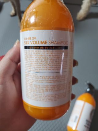 썸헤어 / SUMHAIR 썸헤어 실크 볼륨 샴푸+트리트먼트 프룻자스민티 — 5점을 준 리뷰어가 2021년 6월 올린 사용 사진