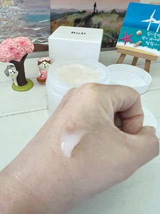 비엔디 프리용[한/영]BnD 바디 주름개선 엉덩이크림 — 5점을 준 리뷰어가 2024년 10월 올린 사용 사진