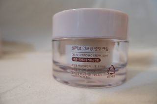 프리마인 바르기만 하면 철벽 스킨케어+24시간 마스크팩 효과. 셀라브 리제너레이팅 시스템 부스터+크림 세트 — 4점을 준 리뷰어가 2023년 6월 올린 사용 사진
