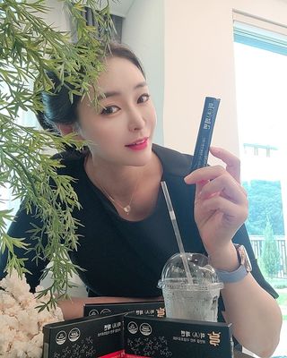 새롬바이오 리생 [미쾌변] 차전자피 식이섬유 건강기능식품 3팩 — 5점을 준 리뷰어가 2021년 7월 올린 사용 사진