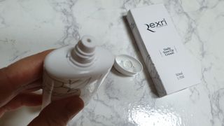 렉스리 데일리 톤업 크림 Rexri Daily Tone Up Cream — 5점을 준 리뷰어가 2022년 7월 올린 사용 사진