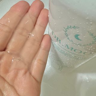 [닥터문] 센텔라 시카케어 화이트머스크 바디워시 1000ml — 5점을 준 리뷰어가 2024년 8월 올린 사용 사진