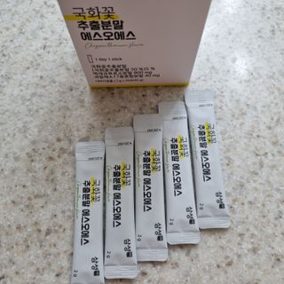 체인미 국화꽃 추출분말 에스오에스 곡류효소 과일채소 17종 혼합 분말 스틱 — 4점을 준 리뷰어가 2021년 11월 올린 사용 사진