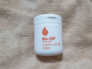 바이오오일 [바이오-오일] 드라이 스킨 젤 100ml — 5점을 준 리뷰어가 2021년 11월 올린 사용 사진