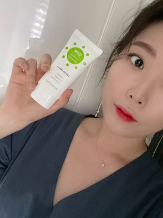 메타포레 12PM  카밍 선스크린 — 5점을 준 리뷰어가 2021년 8월 올린 사용 사진