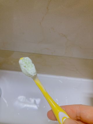 프리마인 유해균 뿐만 아니라 유익균까지 씻어내는 치약은 그만, 건강한 구강환경을 만드는 덴탈엔오 — 5점을 준 리뷰어가 2023년 4월 올린 사용 사진