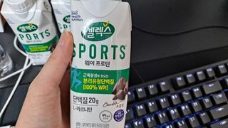셀렉스스포츠 셀렉스 스포츠 드링크 초콜릿 _ 330ml x 12팩 — 5점을 준 리뷰어가 2021년 12월 올린 사용 사진