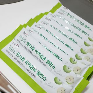 아임오 풋사과 식이섬유 밸런스 젤리 14포 — 5점을 준 리뷰어가 2021년 6월 올린 사용 사진