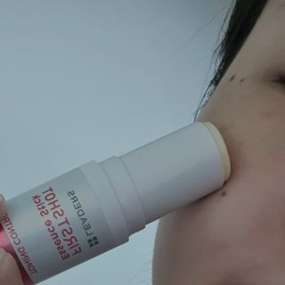 리더스코스메틱 리더스 퍼스트 샷 에센스 스틱 2종 — 4.5점을 준 리뷰어가 2022년 3월 올린 사용 사진
