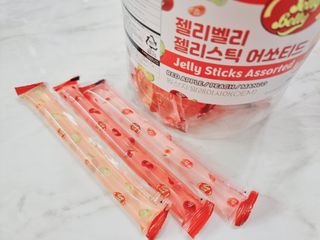 젤리벨리 젤리스틱 어쏘티드 900g — 5점을 준 리뷰어가 2022년 8월 올린 사용 사진