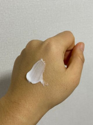 나우 [리브엠]피부 속부터 겹겹이, 촘촘하게! 워터핏8중 수분착붙 크림 — 4.5점을 준 리뷰어가 2025년 1월 올린 사용 사진