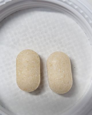 프리마인 평생 써야하는 관절의 건강을 위한 완벽설계 솔루션 관절n마디케어 플러스 120정 — 5점을 준 리뷰어가 2021년 10월 올린 사용 사진