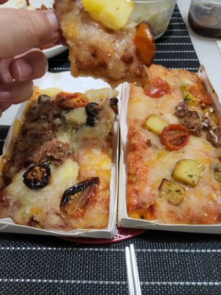 브라잇벨리 비건피자 [노밋피자알로하 & 노밋피자포테이토] 2가지맛 — 5점을 준 리뷰어가 2022년 7월 올린 사용 사진