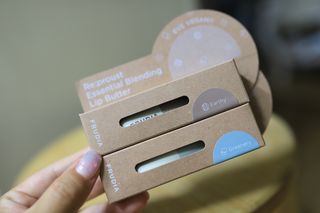[후르디아] 올리브영 착한보습 비건 립버터 2종 — 4.5점을 준 리뷰어가 2022년 11월 올린 사용 사진
