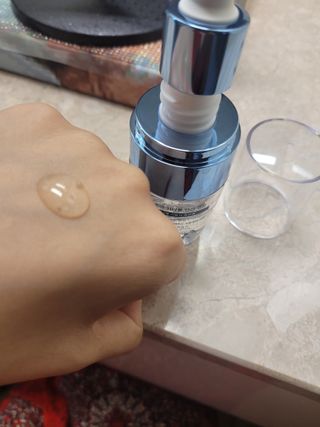 나우 [리브엠] 화해 1등 수분앰플 , 엑소코어 워터풀 텐션 앰플 — 5점을 준 리뷰어가 2023년 8월 올린 사용 사진