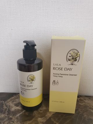 라라로즈데이 시즌2 여성청결제 200ml 아로마 페미민 클렌저, 독일더마인증 — 5점을 준 리뷰어가 2021년 9월 올린 사용 사진