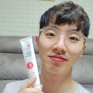 닥터셀멜로 셀멜로 올인원 선스크린 — 4점을 준 리뷰어가 2021년 6월 올린 사용 사진