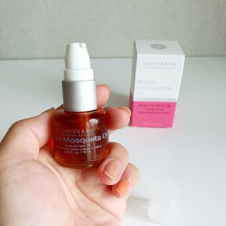유니베르소 로즈힙 오일 15ml — 5점을 준 리뷰어가 2021년 8월 올린 사용 사진