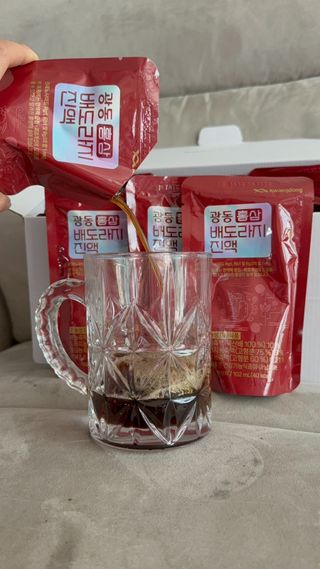 광동생활건강 프리 [광동] 홍삼 배도라지진액 (102mL*30포) — 5점을 준 리뷰어가 2025년 5월 올린 사용 사진