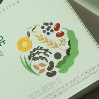 이롬 erom 황성주박사의 국산콩 두유 검은콩과 17곡 — 4.5점을 준 리뷰어가 2020년 12월 올린 사용 사진