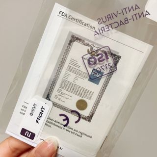아클리브 Eco 항균 항바이러스 액정 보호필름(iPhone) — 5점을 준 리뷰어가 2022년 7월 올린 사용 사진
