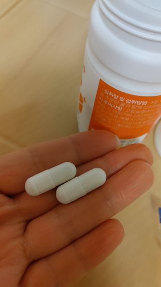 프리마인 성큼다가온 봄, 이너뷰티를 챙겨야 피부도 화사하게, 컨디션도 활기차게. 흡수율을 높인 고효율 비타민. — 5점을 준 리뷰어가 2022년 12월 올린 사용 사진