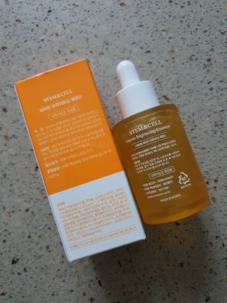 체르엠 스템앤셀 비타민 브라이트닝 에센스 30ml 1개 — 5점을 준 리뷰어가 2021년 10월 올린 사용 사진