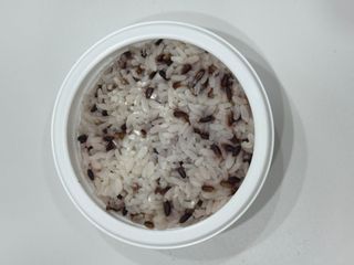 [구매평]양반 동원 양반 100밥 흑미밥, 130g, 12개 — 5점을 준 리뷰어가 2025년 5월 올린 사용 사진