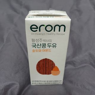 이롬 erom 황성주박사의 국산콩 두유 호두와 아몬드 — 5점을 준 리뷰어가 2020년 12월 올린 사용 사진