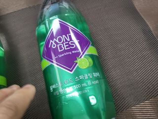 몽베스트 Montbest with Sparkling water Lemon OR Lime 20병(랜덤) — 4점을 준 리뷰어가 2022년 5월 올린 사용 사진