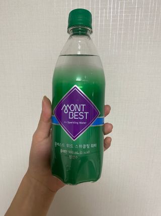 몽베스트 Montbest with Sparkling water Plain 20병 — 5점을 준 리뷰어가 2021년 11월 올린 사용 사진