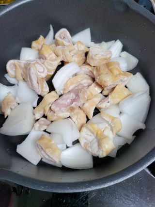 백석푸드시스템 [매진] 맛있는 훈제막창 200g 소스 50g — 5점을 준 리뷰어가 2021년 6월 올린 사용 사진