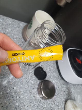 주식회사 씨크릿비에프랩 마시는 아미노산 아미토리 열대과일맛 14포 [1포, 5g / 보틀증정] — 5점을 준 리뷰어가 2022년 12월 올린 사용 사진