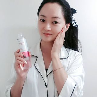 리더스코스메틱 리더스 퍼스트 샷 액티브 에센스 토닝 컨트롤 & 포어 컨트롤 — 5점을 준 리뷰어가 2021년 10월 올린 사용 사진