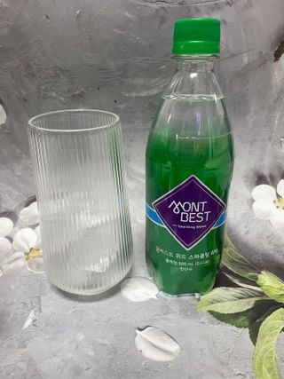 몽베스트 Montbest with Sparkling water Plain 20병 — 5점을 준 리뷰어가 2022년 11월 올린 사용 사진