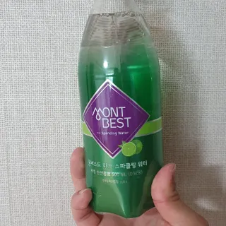 몽베스트 Montbest with Sparkling water Lime20병 — 5점을 준 리뷰어가 2022년 6월 올린 사용 사진
