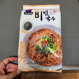 [한면원] 비빔국수 2인분 — 5점을 준 리뷰어가 2022년 8월 올린 사용 사진