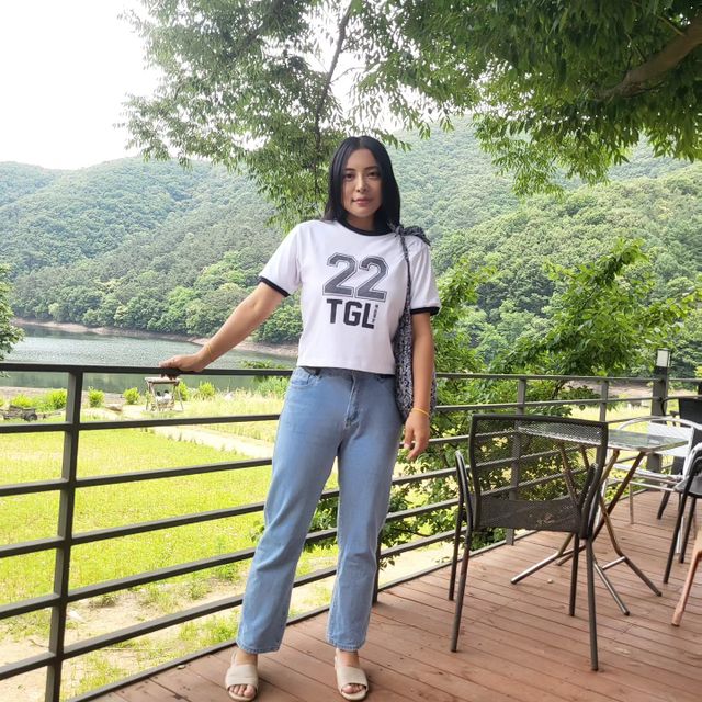 WOMEN SPORTY 22 CROP SHORT SLEEVE 리뷰 사진