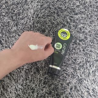 [갸스비] 지성 남성을 위한 포어케어 클렌징폼 — 4.5점을 준 리뷰어가 2021년 10월 올린 사용 사진