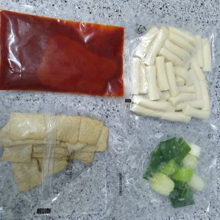 응큼떡볶이 — 5점을 준 리뷰어가 2021년 3월 올린 사용 사진